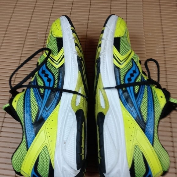 Saucony Cohesion 9 Mens  yellow Blue Black Running main image 4